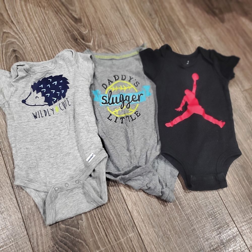 Baby One Pieces Size 6-9M Gray and Black Baby One Piece Set 3 Pieces